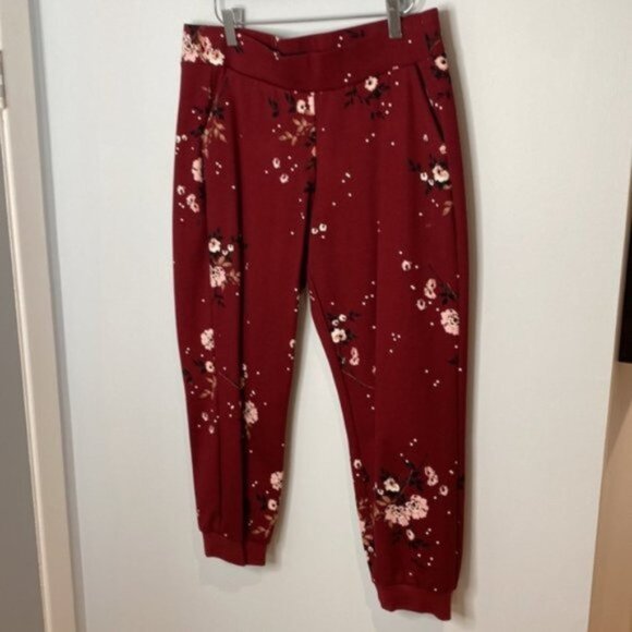 Torrid Women Burgundy All Over Floral Print Trousers Size 00 - Picture 2 of 12